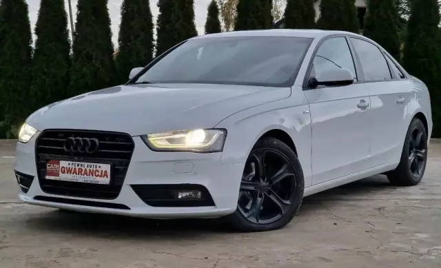 AUDI A4 