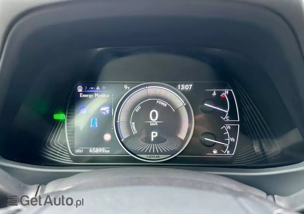 LEXUS UX 250h Business Edition