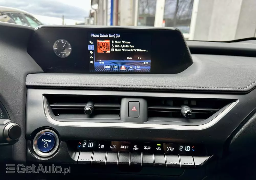 LEXUS UX 250h Business Edition