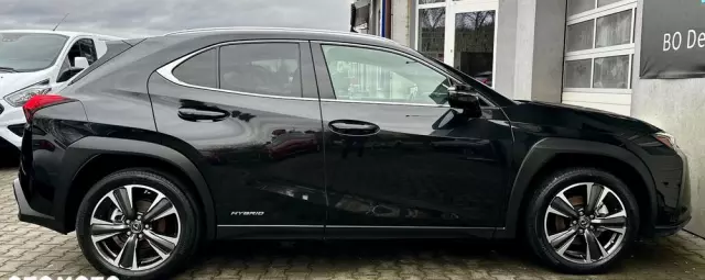 LEXUS UX 250h Business Edition