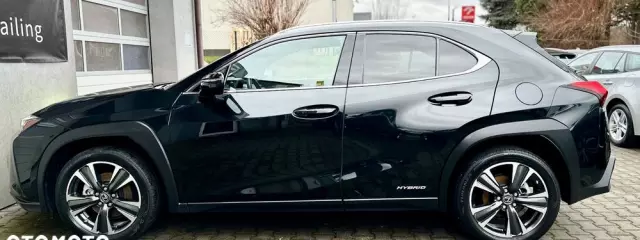 LEXUS UX 250h Business Edition