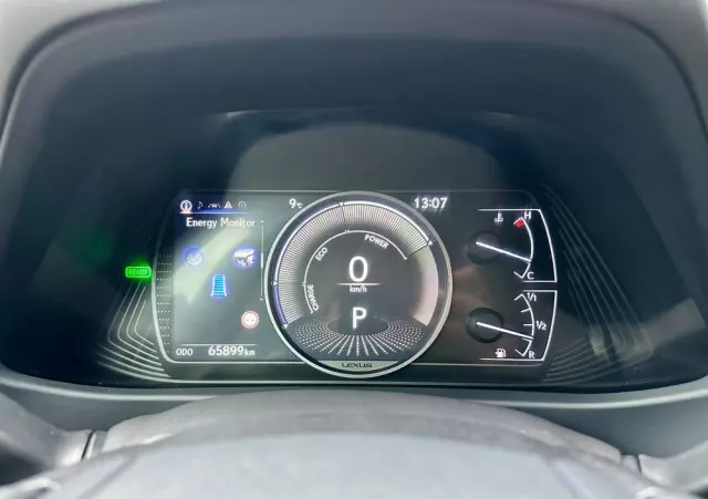 LEXUS UX 250h Business Edition