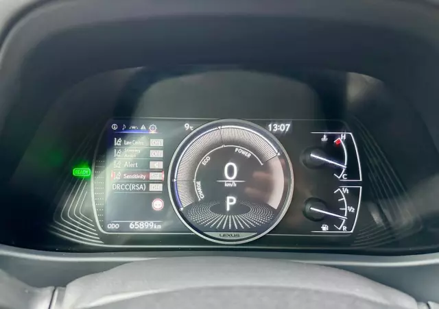 LEXUS UX 250h Business Edition