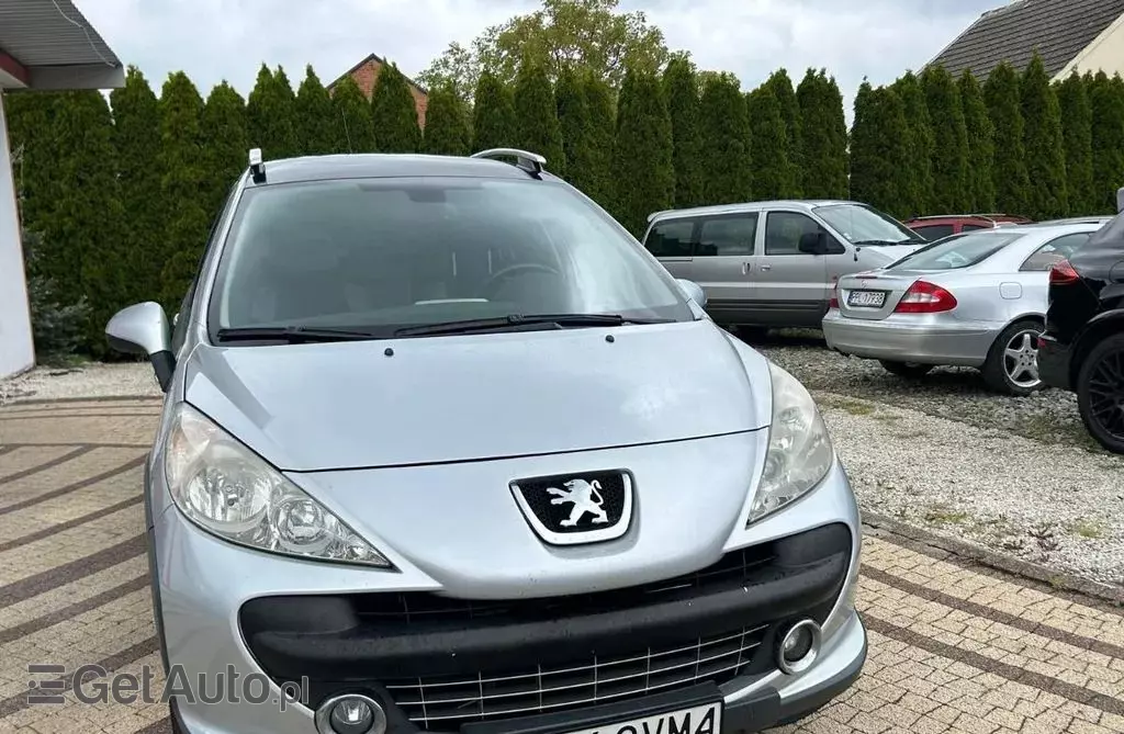 PEUGEOT 207 