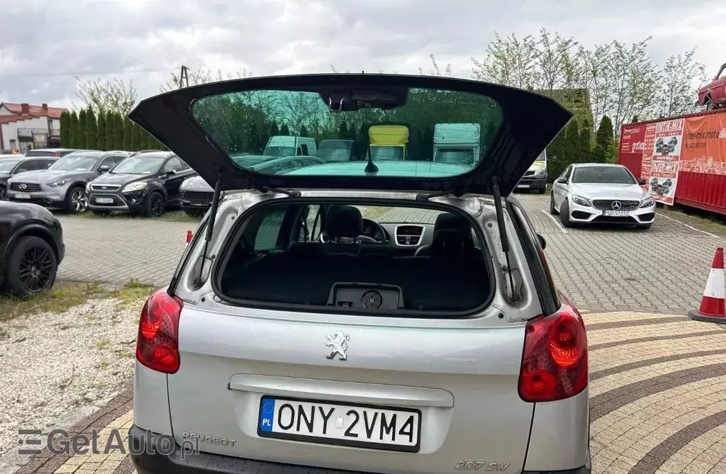 PEUGEOT 207 