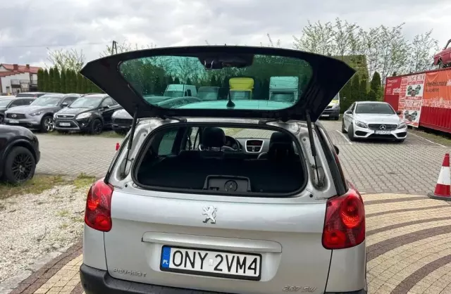 PEUGEOT 207 