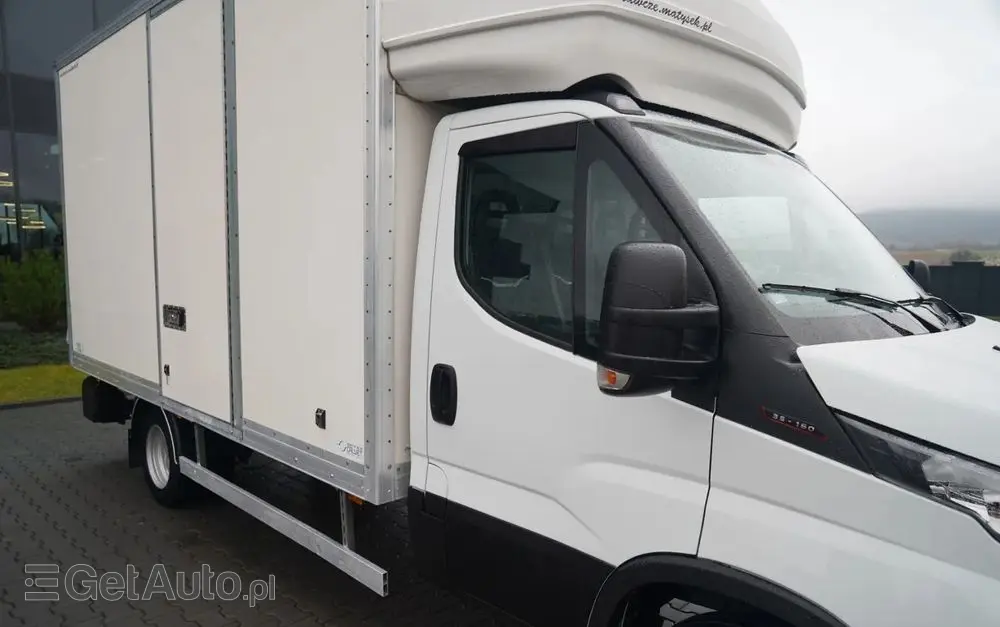 IVECO DAILY 35-160 / KONTENER 4,3 M / WINDA DHOLLANDIA  / BLIŹNIAK   DMC: 3500 KG /  2021 