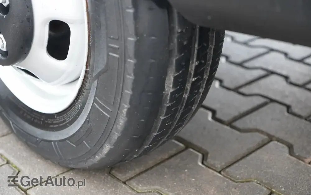 IVECO DAILY 35-160 / KONTENER 4,3 M / WINDA DHOLLANDIA  / BLIŹNIAK   DMC: 3500 KG /  2021 