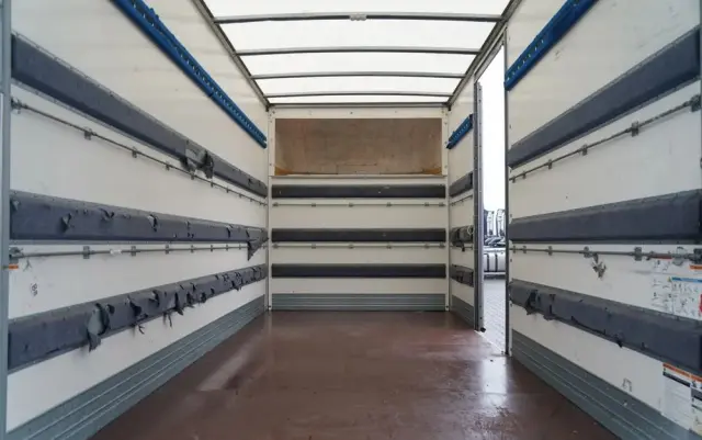 IVECO DAILY 35-160 / KONTENER 4,3 M / WINDA DHOLLANDIA  / BLIŹNIAK   DMC: 3500 KG /  2021 