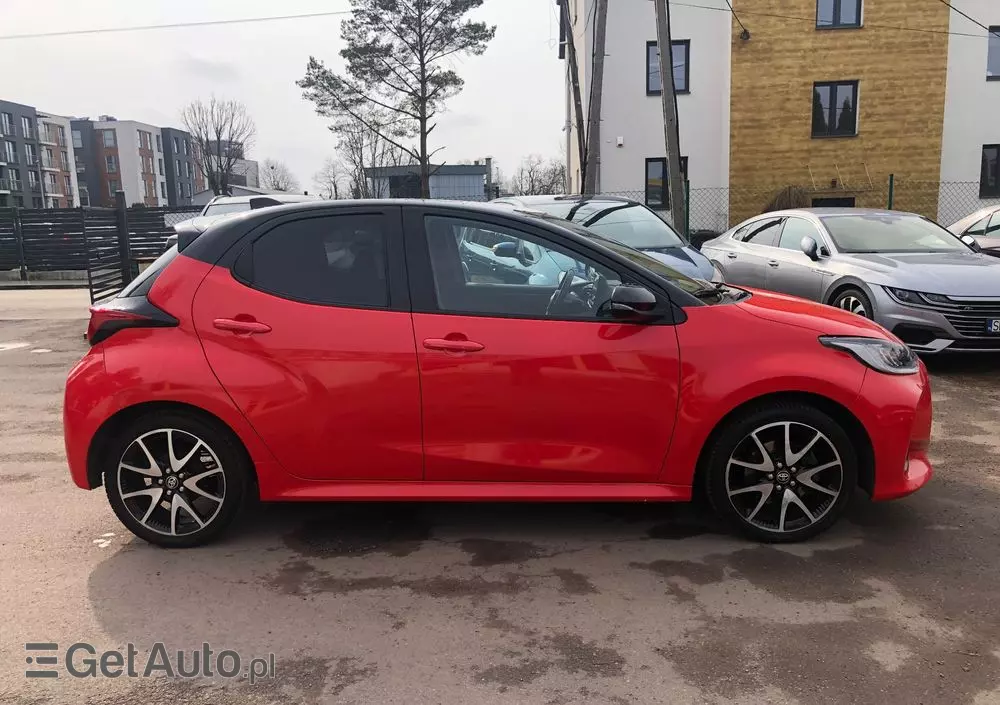 TOYOTA Yaris 