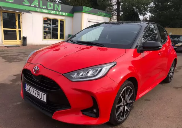 TOYOTA Yaris 