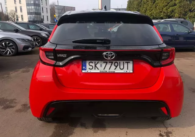 TOYOTA Yaris 