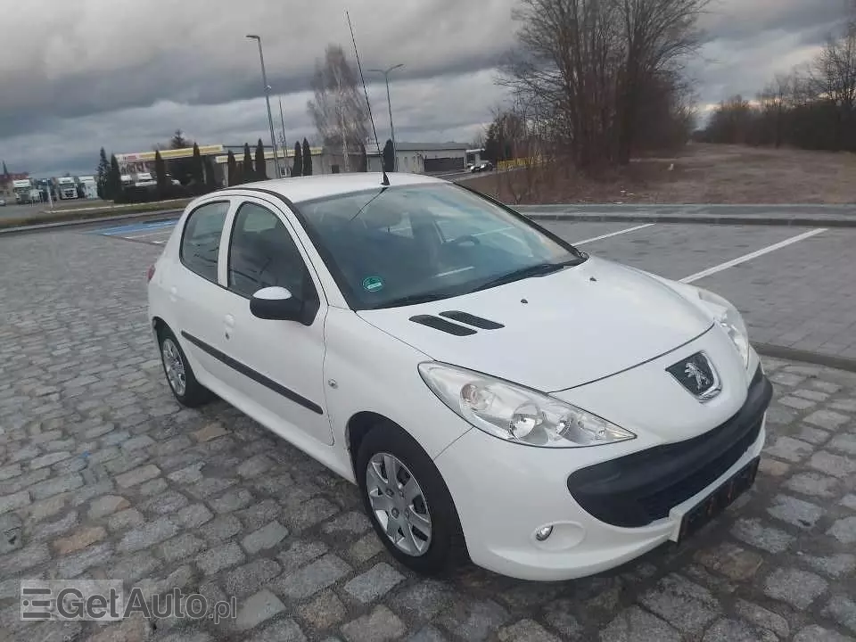 PEUGEOT 206 