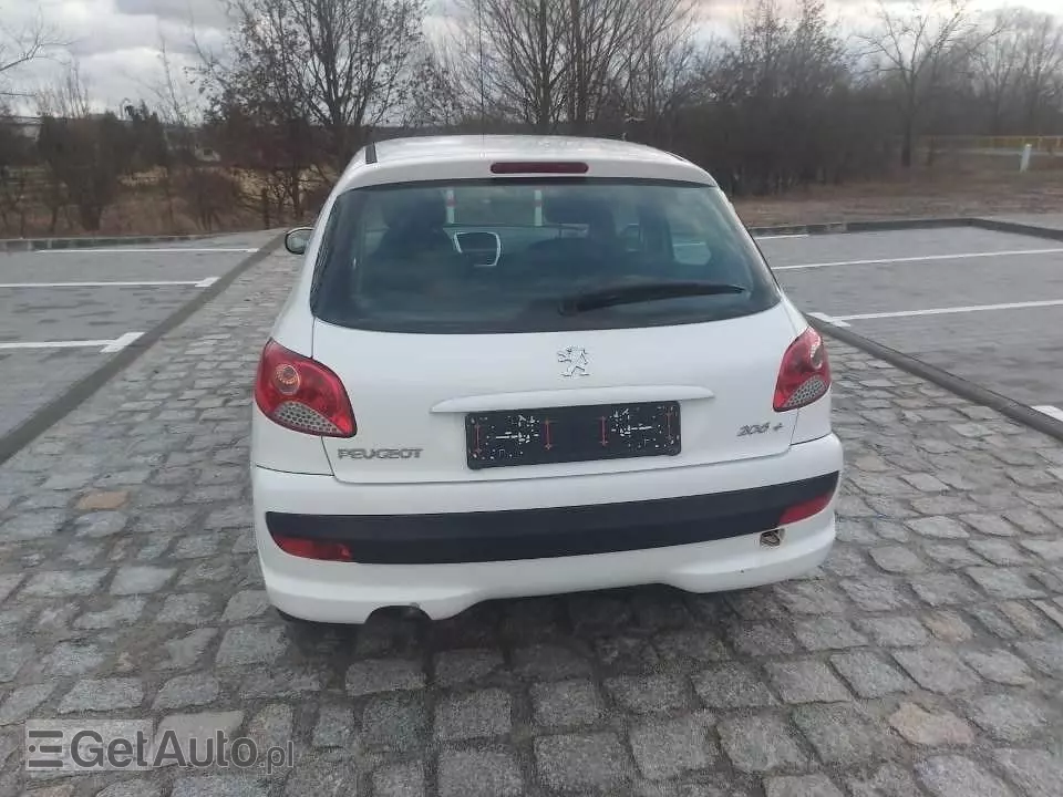 PEUGEOT 206 