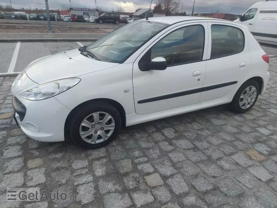 PEUGEOT 206 
