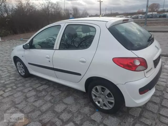 PEUGEOT 206 