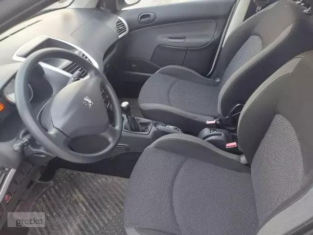 PEUGEOT 206 