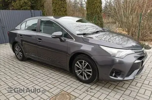 TOYOTA Avensis 