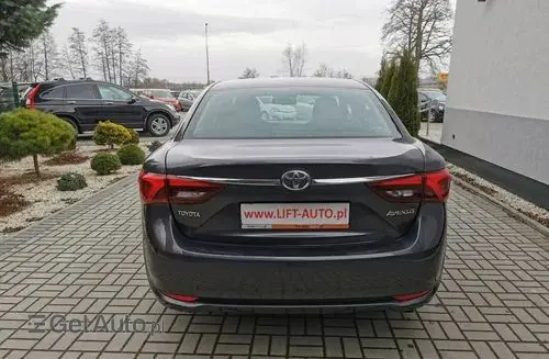 TOYOTA Avensis 