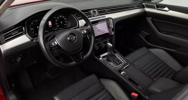 VOLKSWAGEN Passat 2.0 TDI BMT Highline DSG