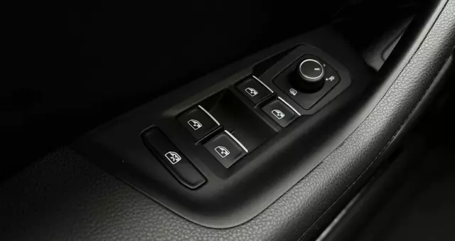 VOLKSWAGEN Passat 2.0 TDI BMT Highline DSG