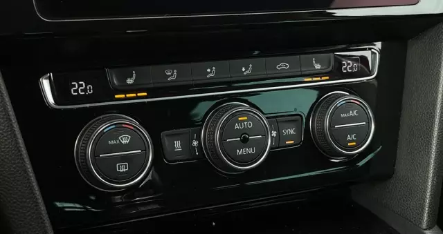 VOLKSWAGEN Passat 2.0 TDI BMT Highline DSG