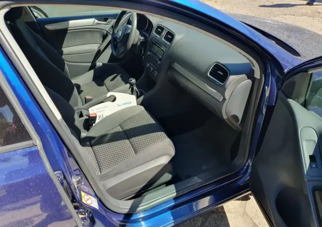 VOLKSWAGEN Golf 1.4 TSI Trendline