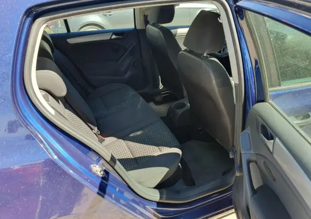 VOLKSWAGEN Golf 1.4 TSI Trendline