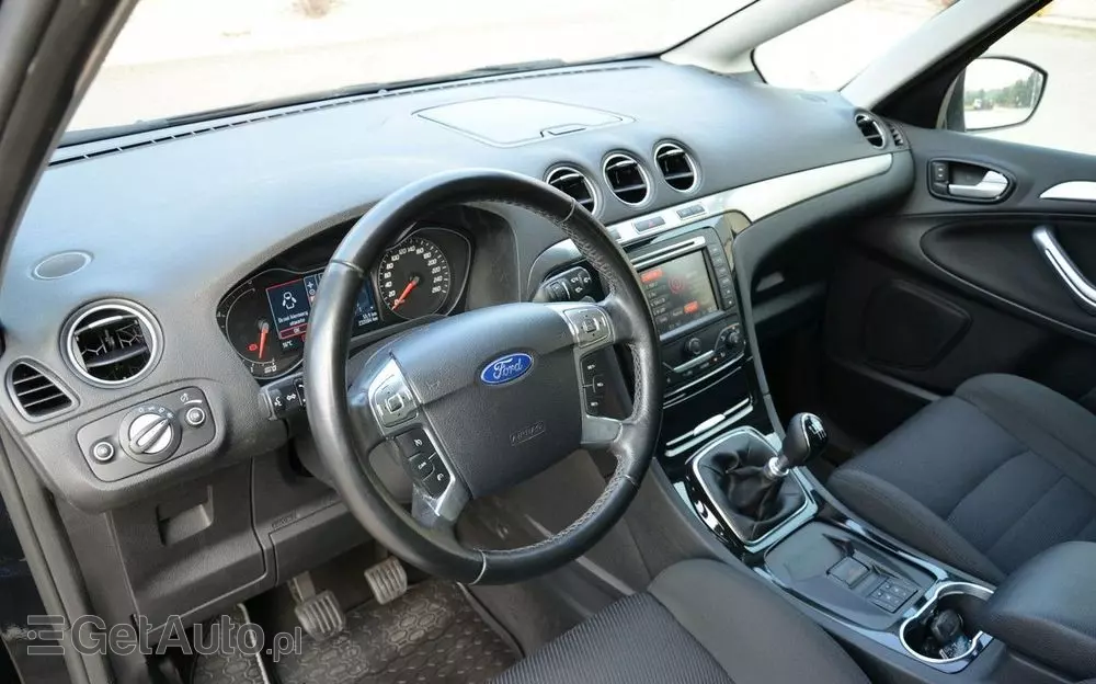 FORD S-Max 2.0 TDCi DPF Titanium X