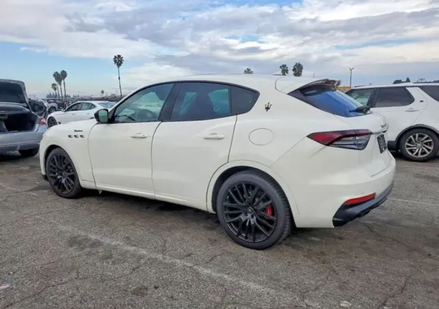 MASERATI Levante 