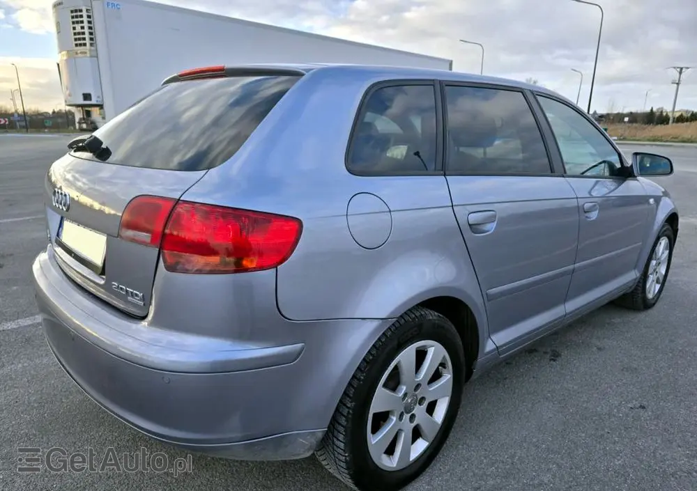 AUDI A3 Sportback 2.0 TDI quattro Attraction