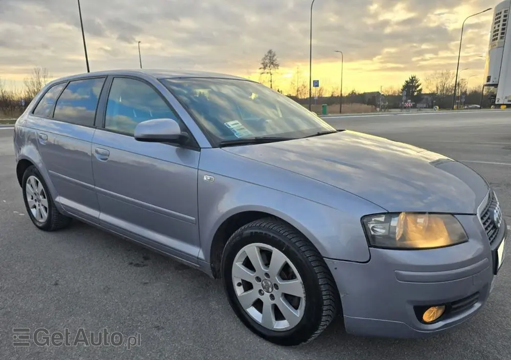 AUDI A3 Sportback 2.0 TDI quattro Attraction