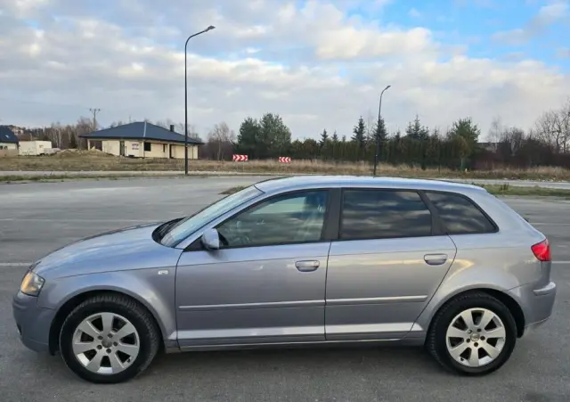 AUDI A3 Sportback 2.0 TDI quattro Attraction