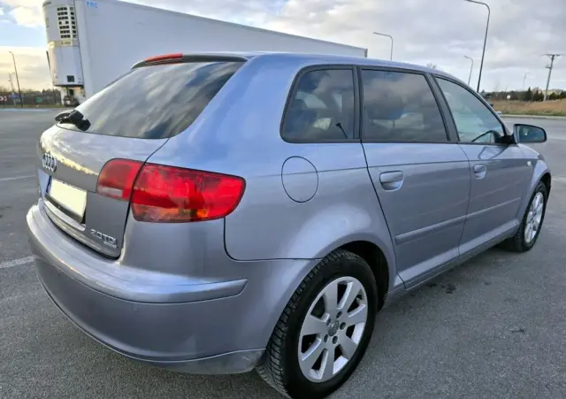 AUDI A3 Sportback 2.0 TDI quattro Attraction