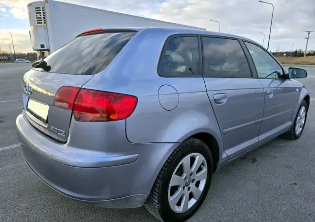 AUDI A3 Sportback 2.0 TDI quattro Attraction
