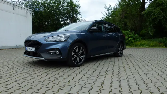 FORD Focus Active Business