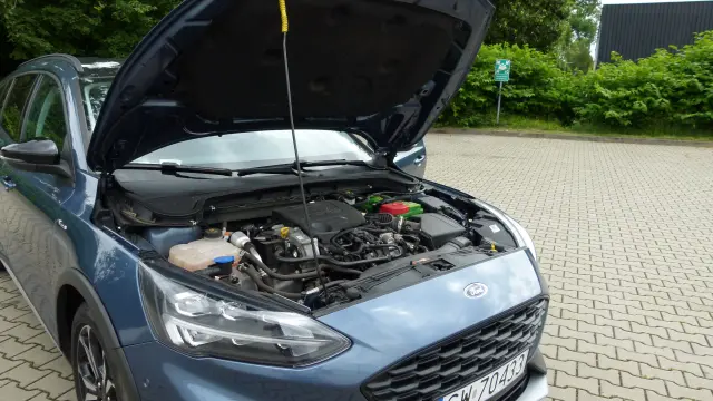 FORD Focus Active Business