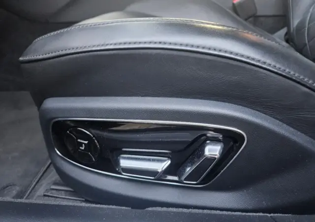 AUDI A8 50 TDI quattro tiptronic