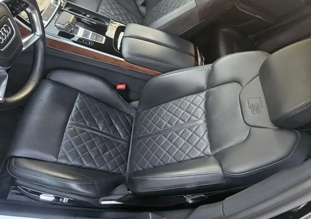 AUDI A8 50 TDI quattro tiptronic