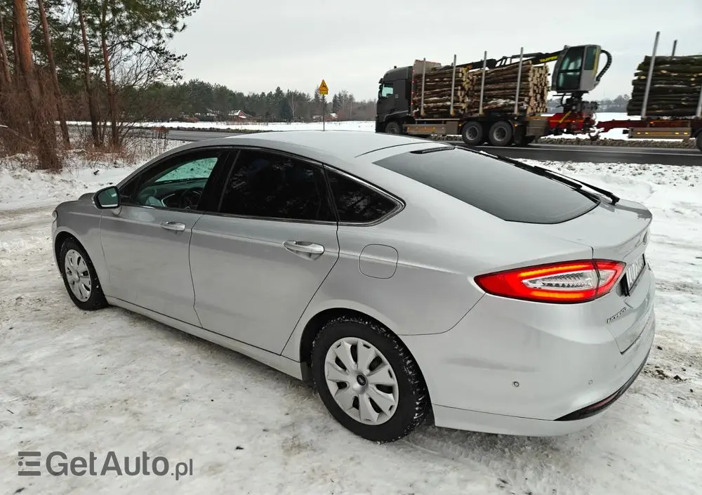 FORD Mondeo 1.5 EcoBoost Titanium