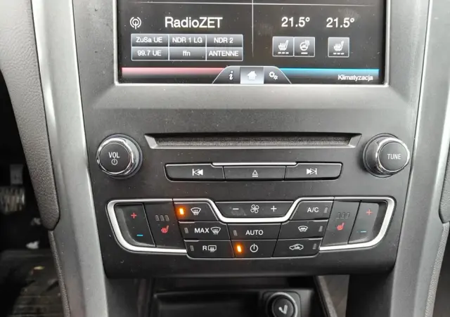 FORD Mondeo 1.5 EcoBoost Titanium