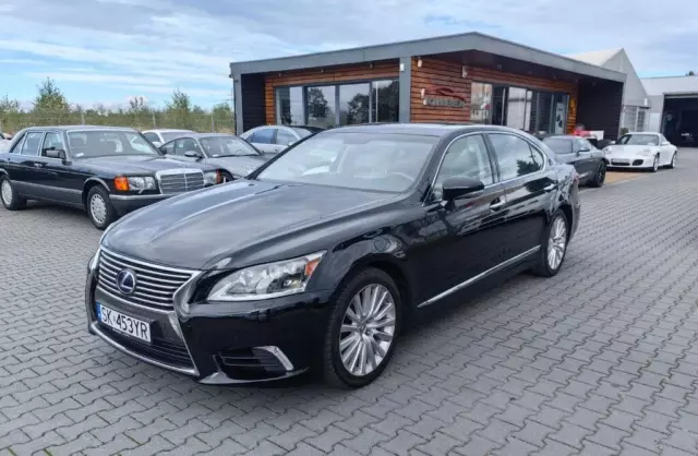 LEXUS LS 