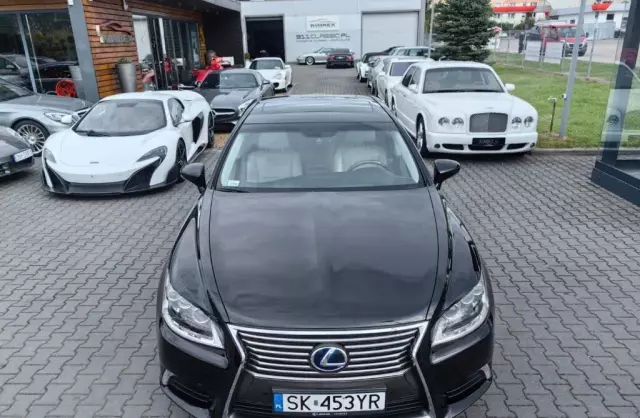 LEXUS LS 