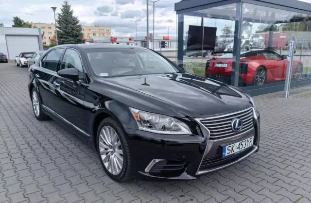LEXUS LS 