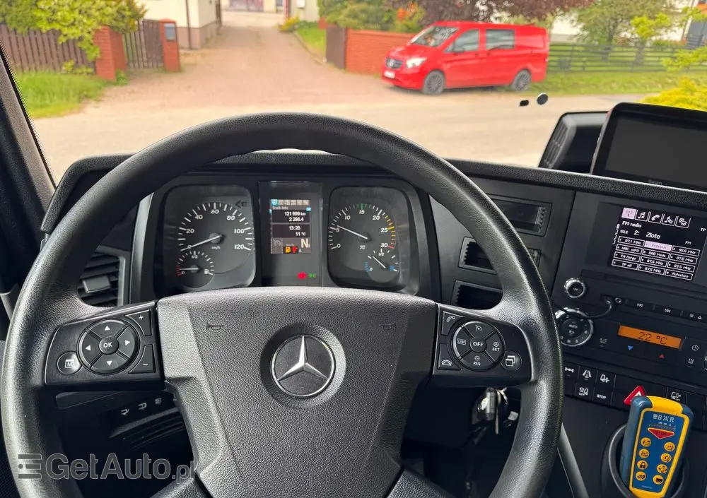 MERCEDES-BENZ ANTOS /1830/E 6/Chłodnia +Winda /18 Palet / Niski Przebieg122 Tys Km! 