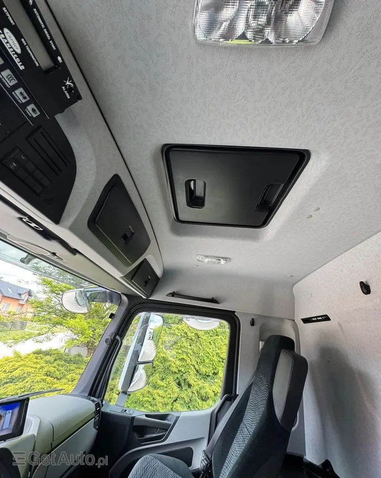 MERCEDES-BENZ ANTOS /1830/E 6/Chłodnia +Winda /18 Palet / Niski Przebieg122 Tys Km! 