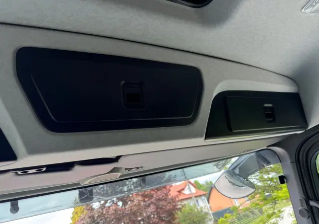 MERCEDES-BENZ ANTOS /1830/E 6/Chłodnia +Winda /18 Palet / Niski Przebieg122 Tys Km! 