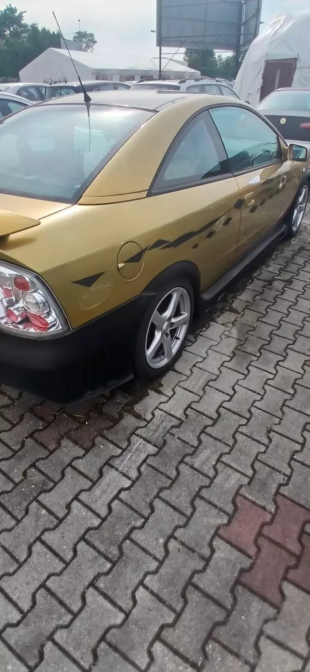 OPEL Bertona 