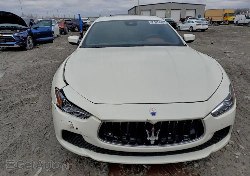 MASERATI Ghibli 
