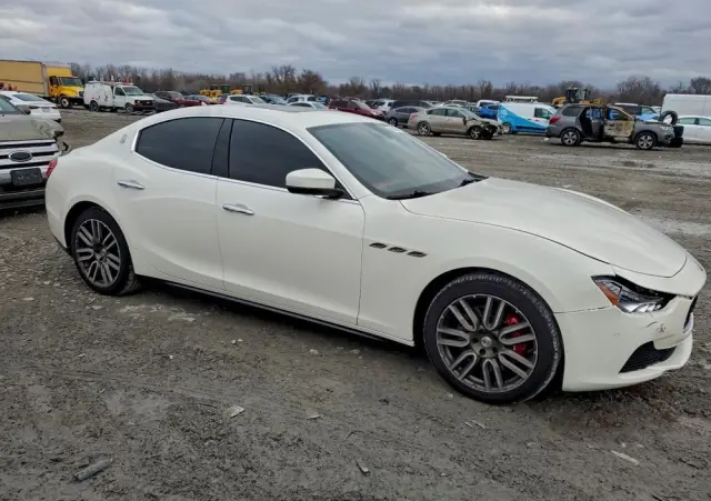 MASERATI Ghibli 